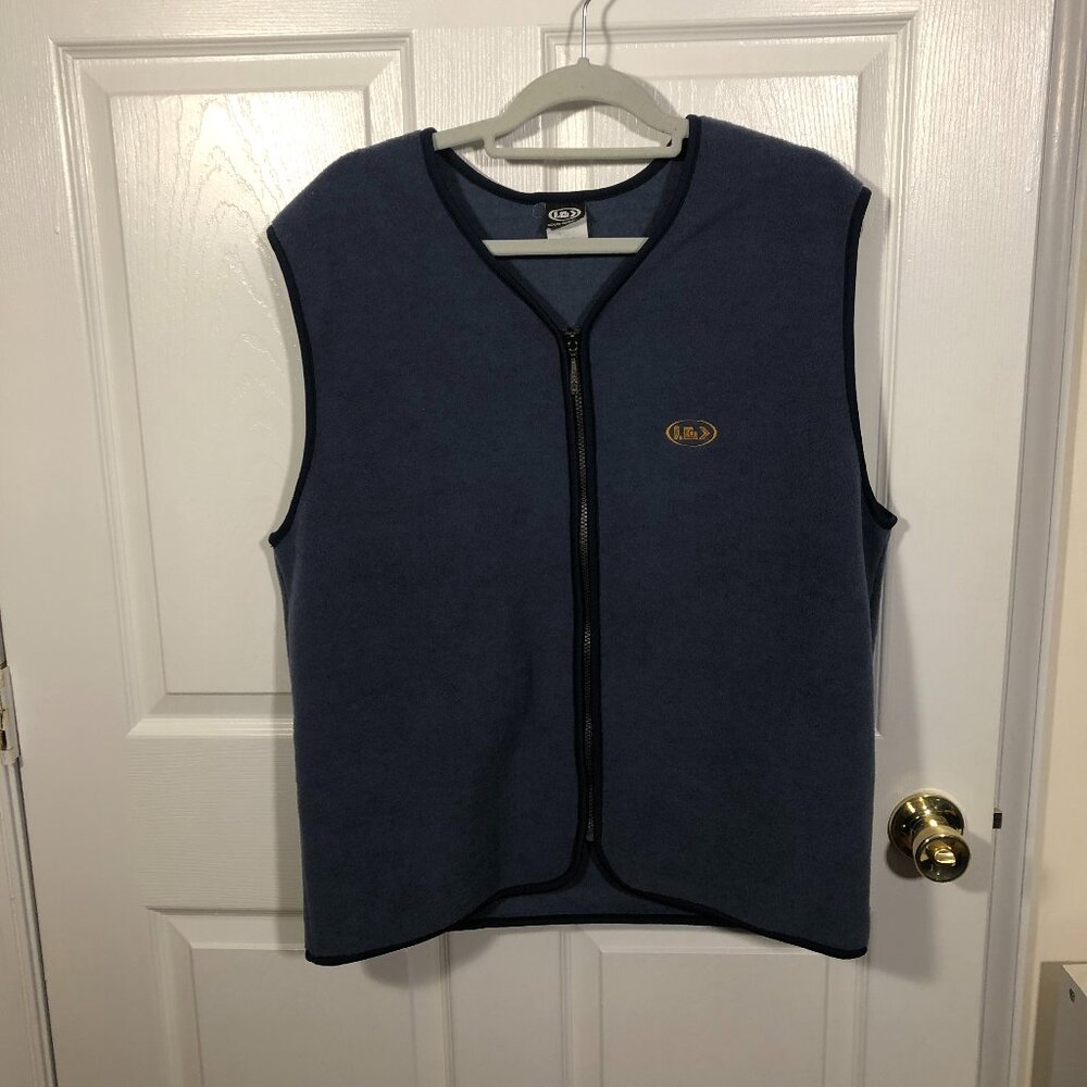 Louis Garneau men blue sleeveless front zip jacket, L